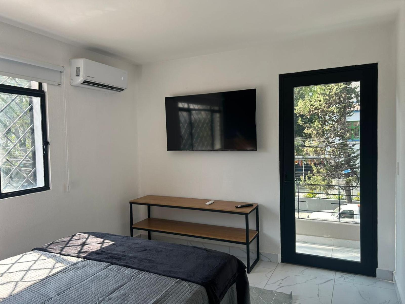 Vidrio Suites Col Americana Guadalajara Exterior photo